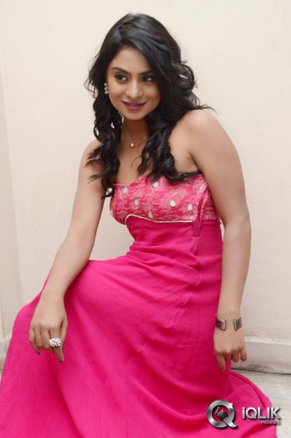 Deepika-Das-at-Ee-Manase-Movie-Audio-Launch